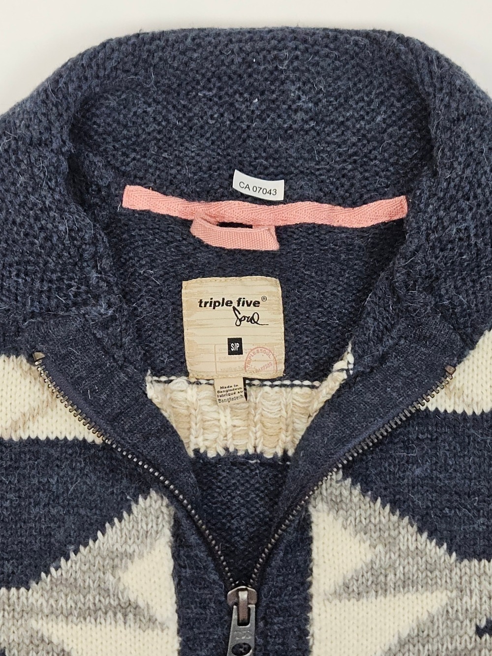 Triple Five Soul Aztec Cardigan Sweater Zip Wool Blend Southwestern Boho Small - Picture 3 of 6
